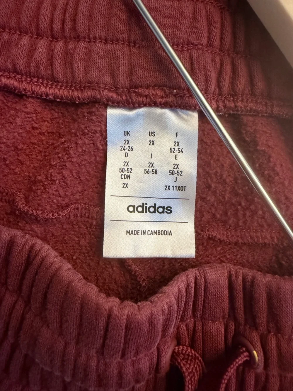 adidas Men's Maroon sweatpants Pants - Picture 7 of 7
